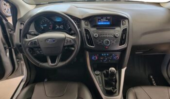 Ford Focus completo