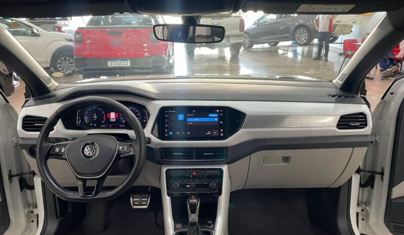 Volkswagen T-Cross completo