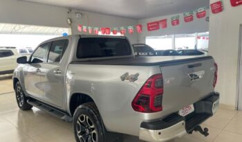 Toyota Hilux completo