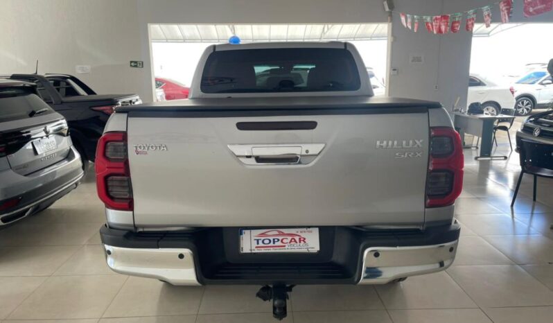 Toyota Hilux completo