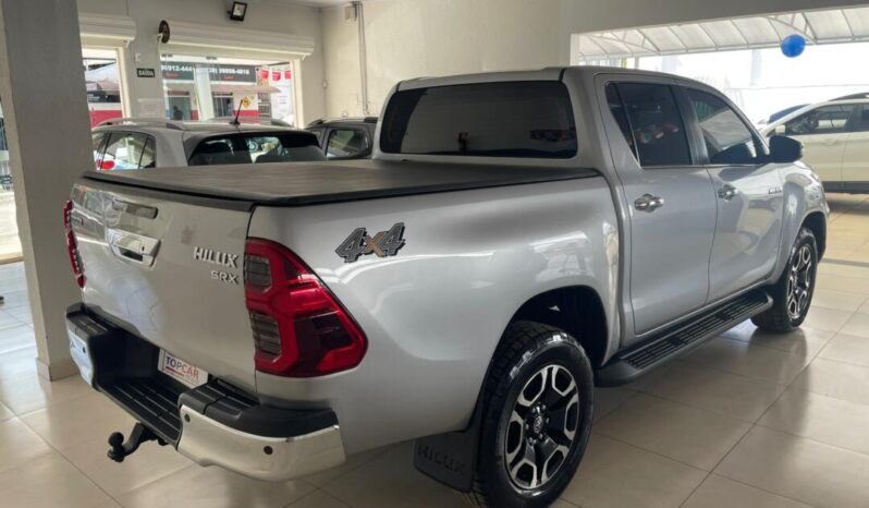 Toyota Hilux completo