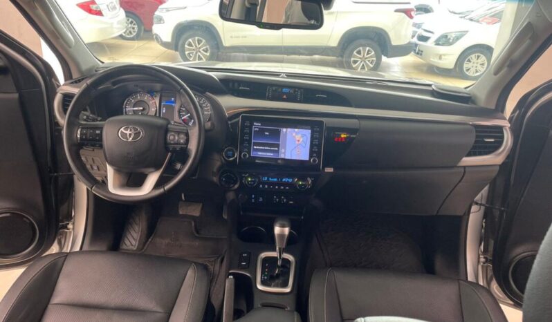 Toyota Hilux completo