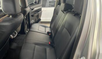 Toyota Hilux completo