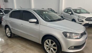 Volkswagen Voyage completo