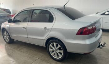 Volkswagen Voyage completo