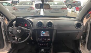 Volkswagen Voyage completo