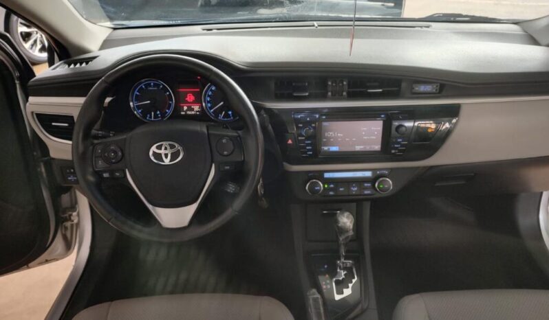 Toyota Corolla completo
