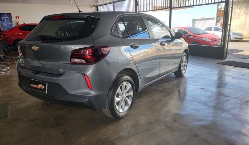 Chevrolet Onix completo