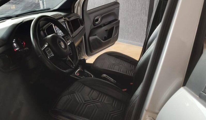 Fiat Strada completo