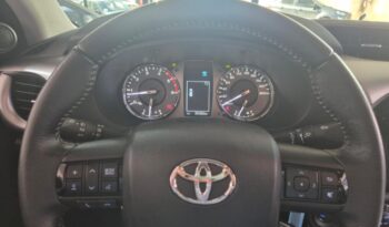 Toyota Hilux completo
