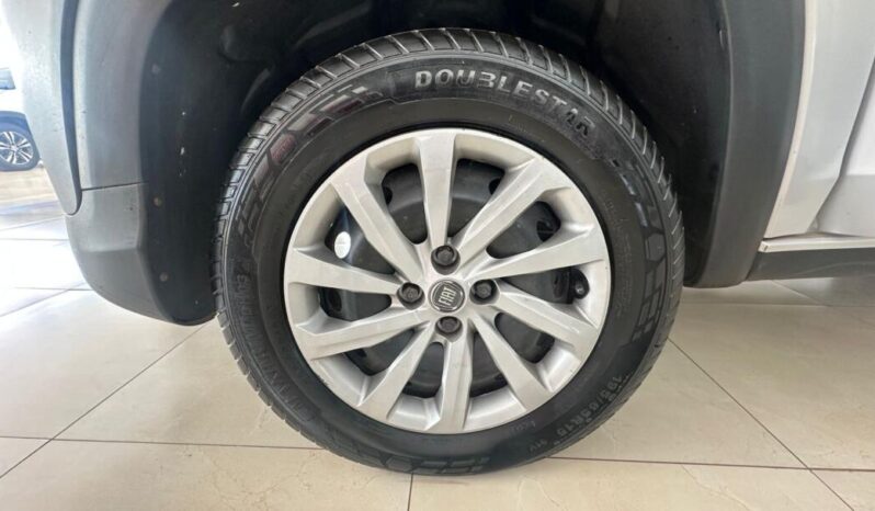 Fiat Strada completo