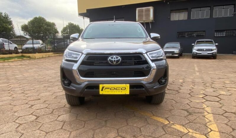 Toyota Hilux completo