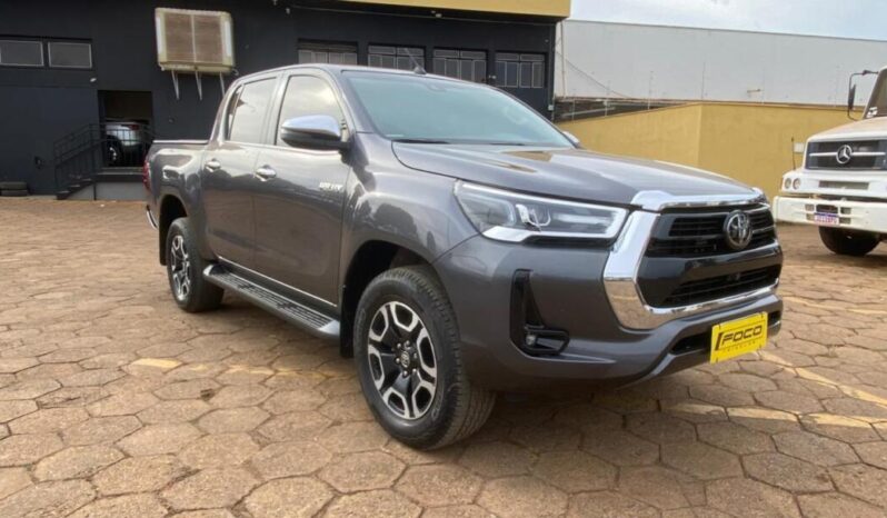 Toyota Hilux completo
