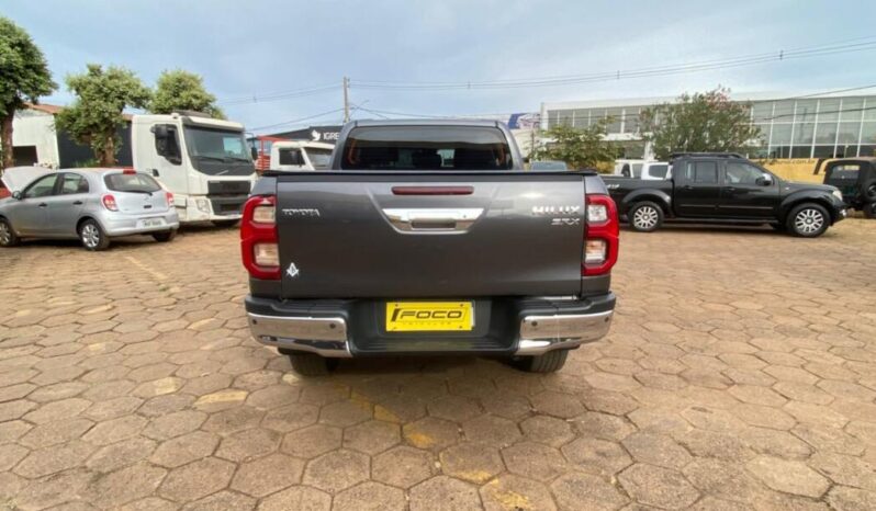 Toyota Hilux completo