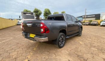 Toyota Hilux completo