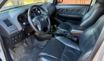 Toyota Hilux SW4 completo