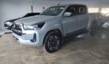 Toyota Hilux completo