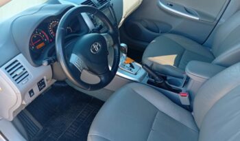 Toyota Corolla completo