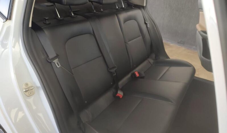 Chevrolet Onix completo