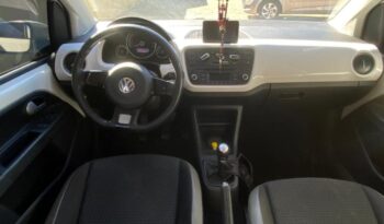 Volkswagen UP completo