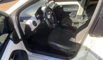 Volkswagen UP completo