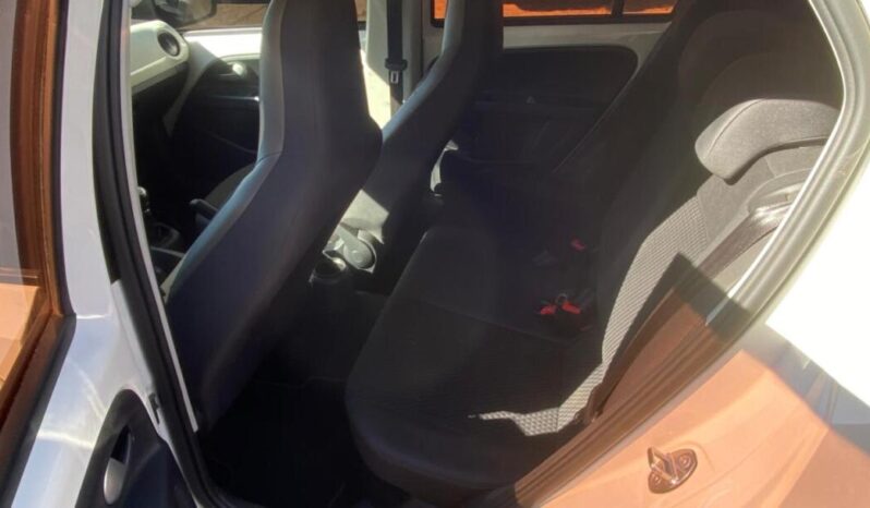 Volkswagen UP completo