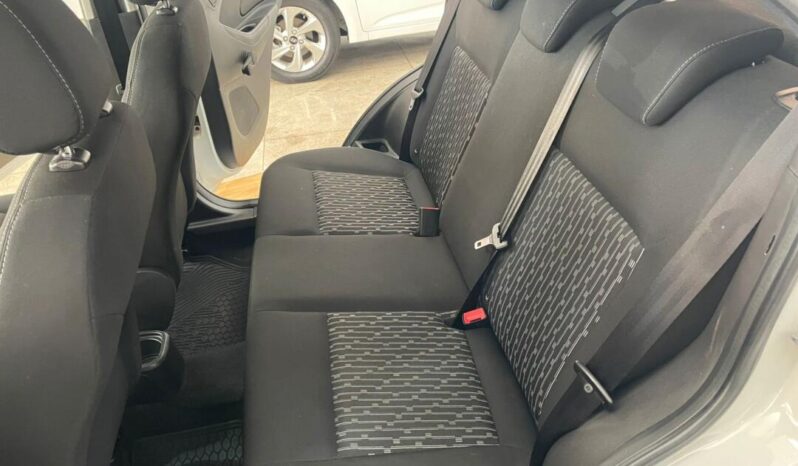Ford KA completo