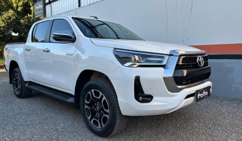 Toyota Hilux completo