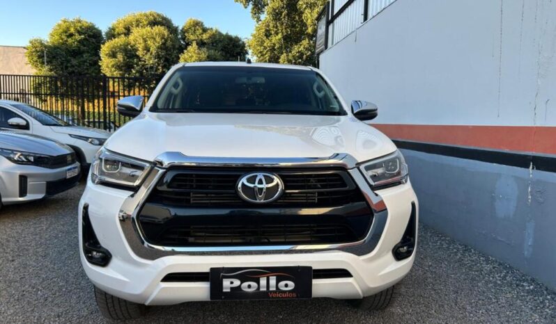 Toyota Hilux completo
