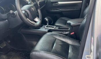 Toyota Hilux completo