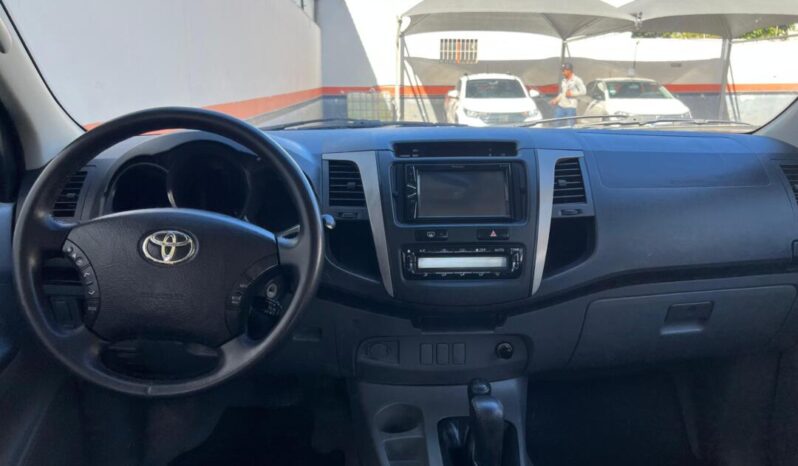 Toyota Hilux completo