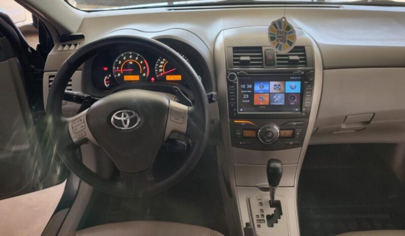 Toyota Corolla completo