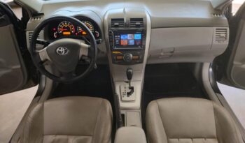 Toyota Corolla completo