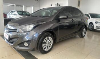 Hyundai HB20S completo