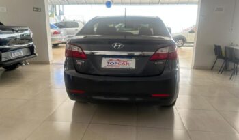 Hyundai HB20S completo
