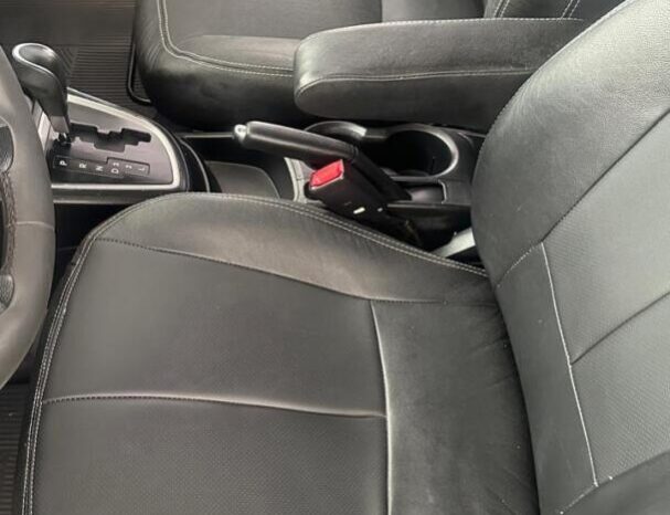 Hyundai HB20S completo