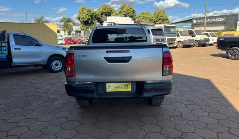 Toyota Hilux completo