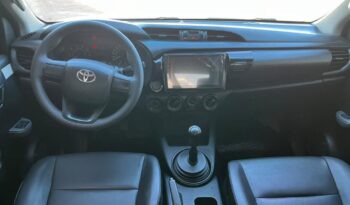 Toyota Hilux completo