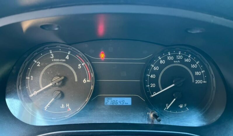 Toyota Hilux completo