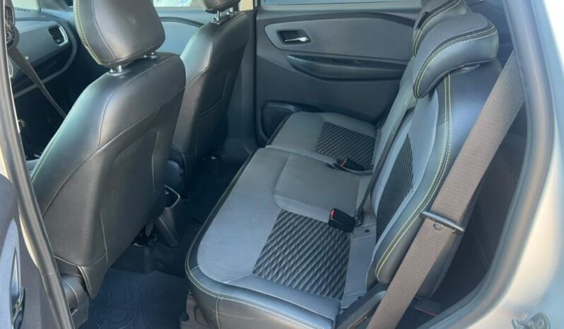 Chevrolet Spin completo