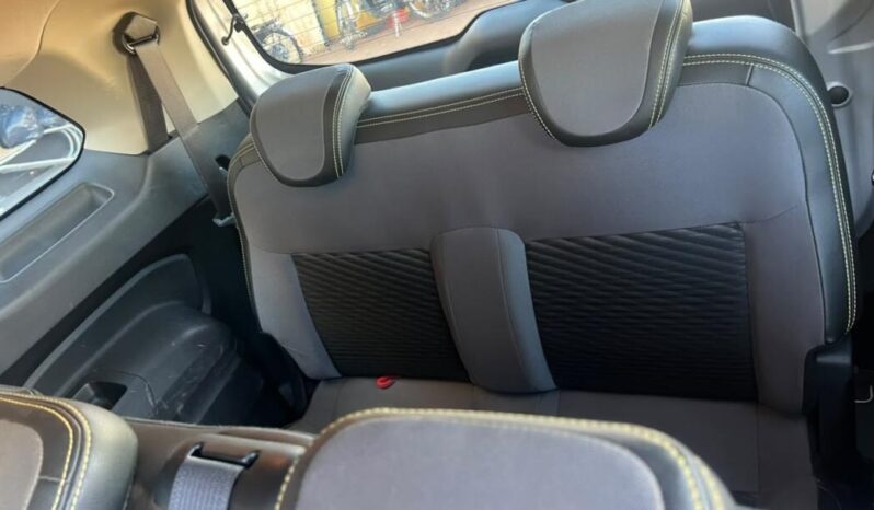 Chevrolet Spin completo