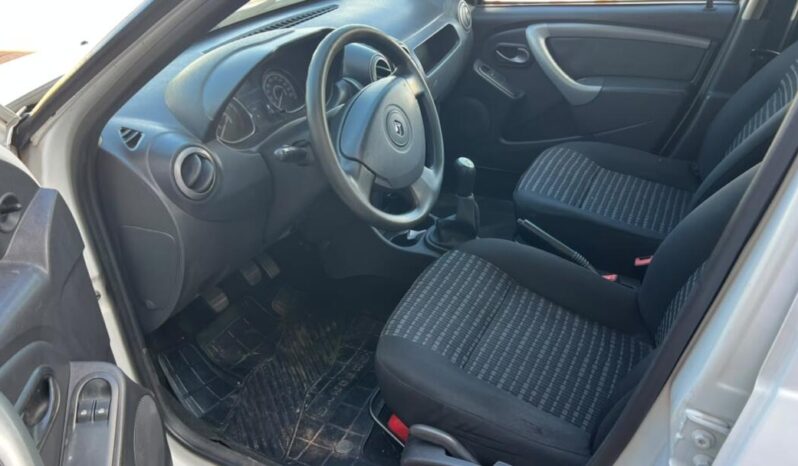 Renault Sandero completo