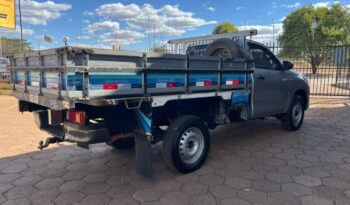 Toyota Hilux completo