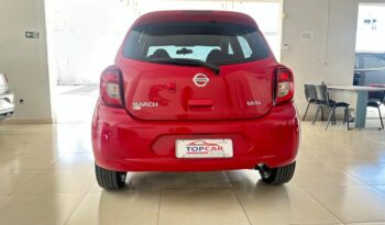 Nissan March completo