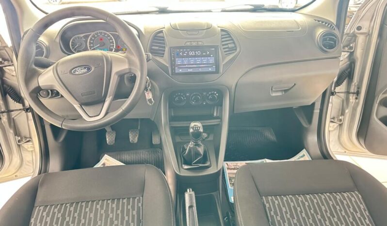 Ford KA completo