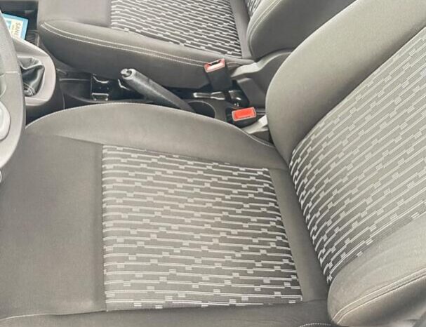Ford KA completo