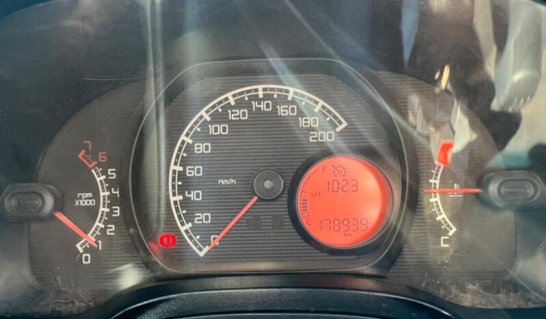 Fiat Strada completo