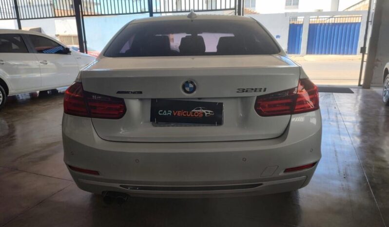 BMW 328i completo
