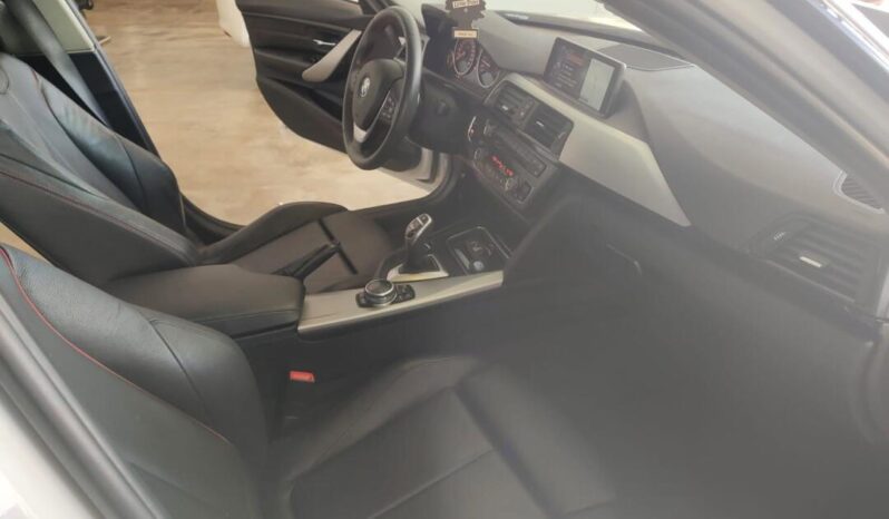 BMW 328i completo