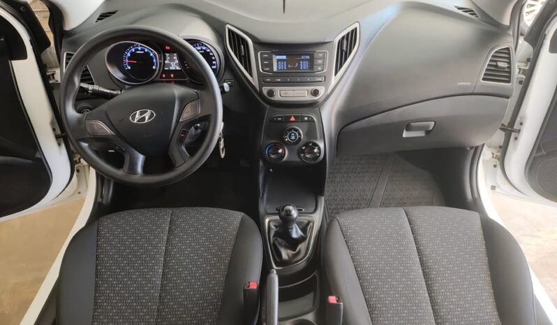 Hyundai HB20 completo